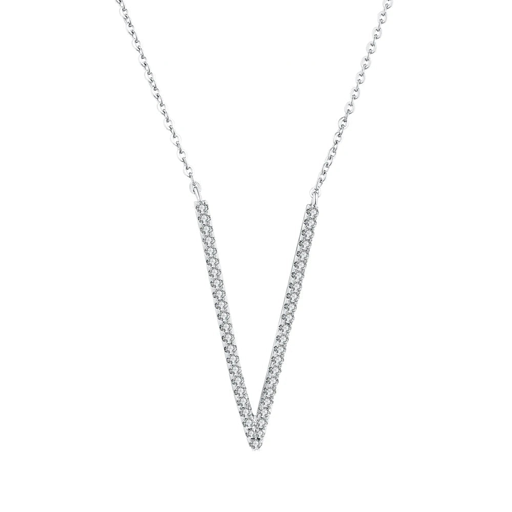 Elegant Round-Cut D Color VVS1 Moissanite Pendant Necklace in Sterling Silver with White Rhodium Plating